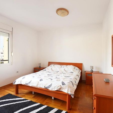 Apartment Gold ポドゴリツァ エクステリア 写真